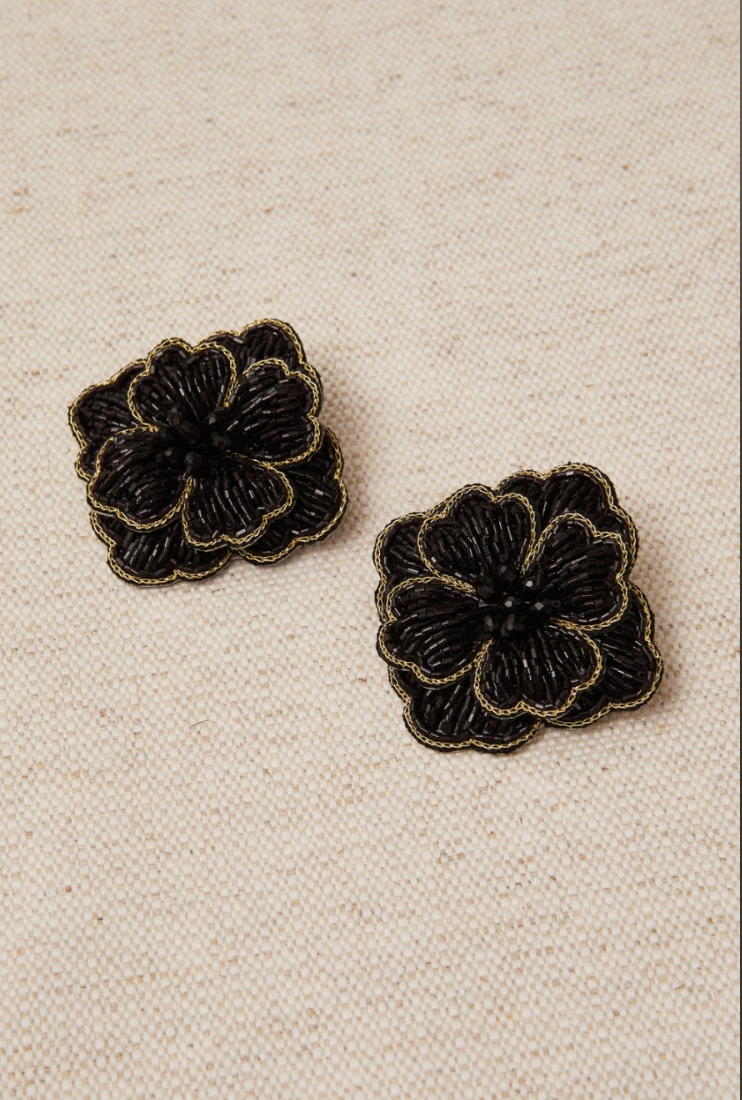 Pendientes cortos gran flor, 2 colores.