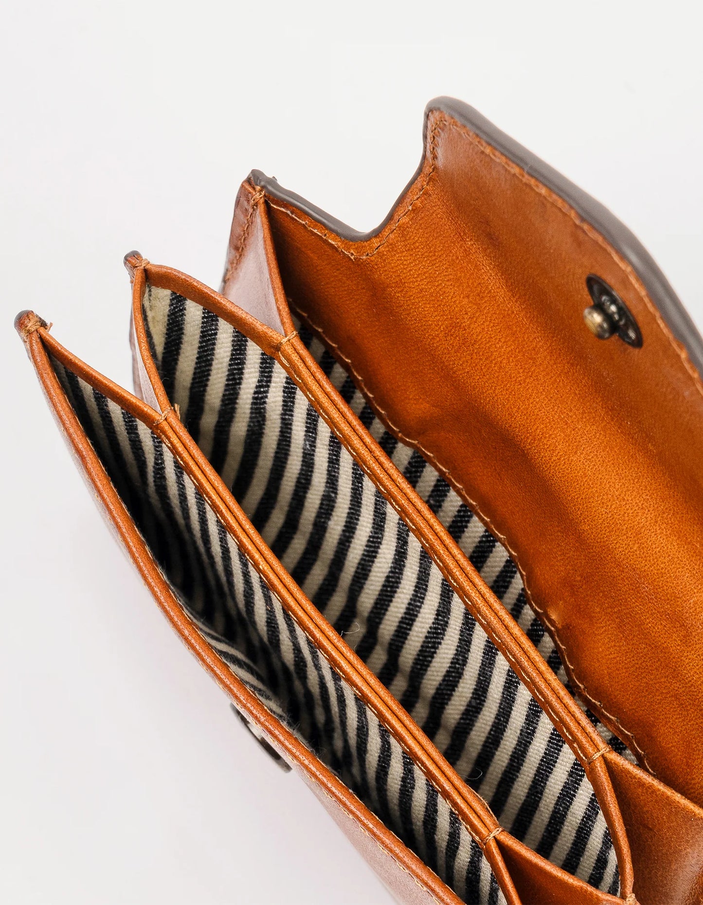 ARMONICA WALLET BLACK Compact leather wallet - with coin pocket