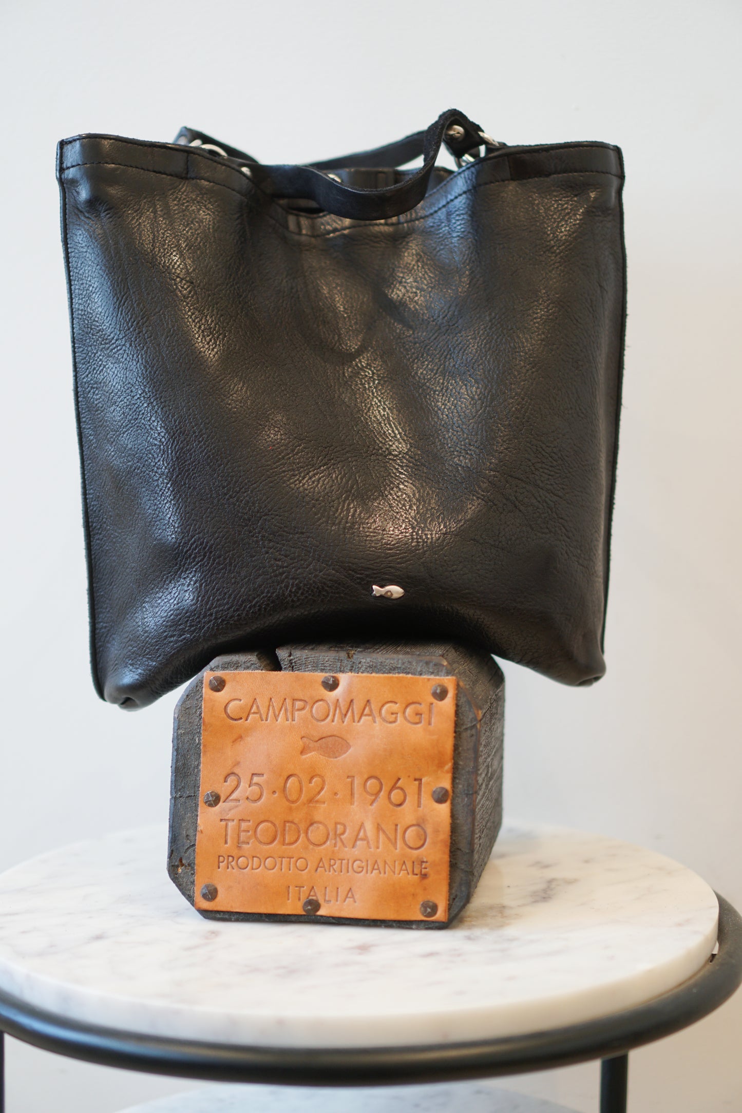 Bolso de compras Calipso de piel negra