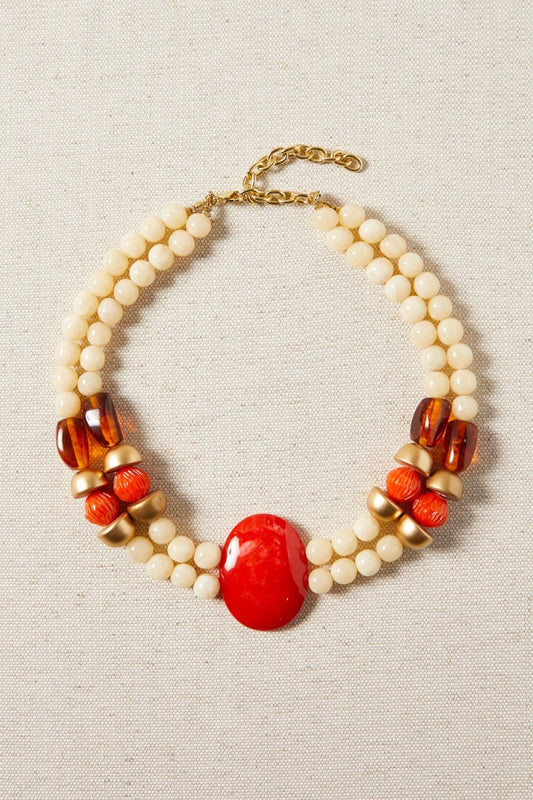 Collar corto medallón resina