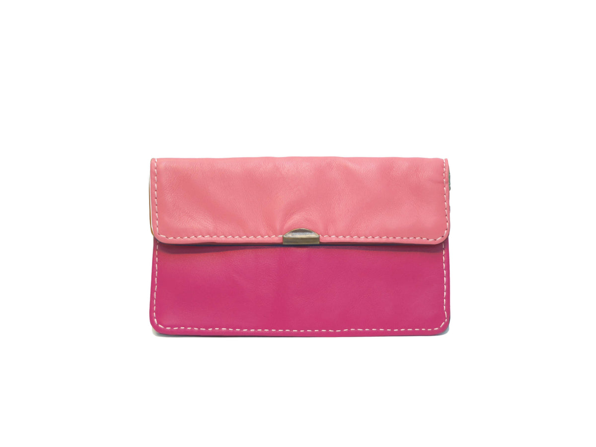 Cartera de cuero con múltiples bolsillos
