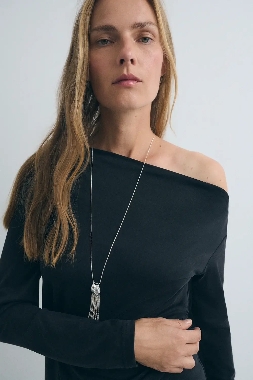 CAMISETA ASIMÉTRICA NICOLE